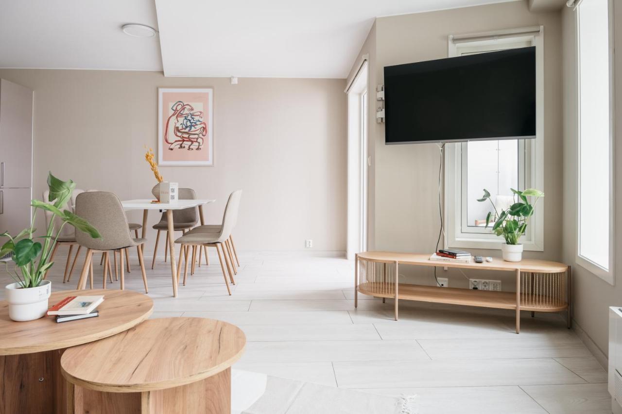 Stay L Urban - Spacious Apartment With Private Terrace Bergen Exterior foto