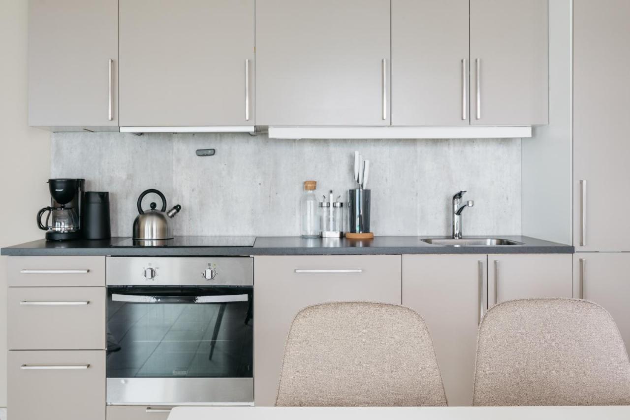Stay L Urban - Spacious Apartment With Private Terrace Bergen Exterior foto
