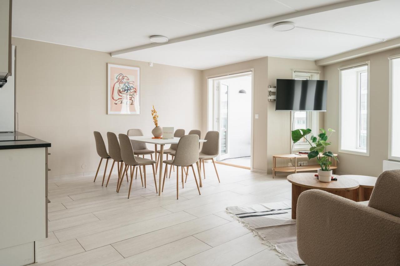 Stay L Urban - Spacious Apartment With Private Terrace Bergen Exterior foto