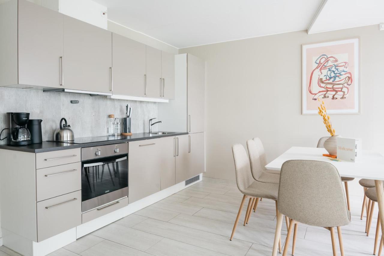 Stay L Urban - Spacious Apartment With Private Terrace Bergen Exterior foto