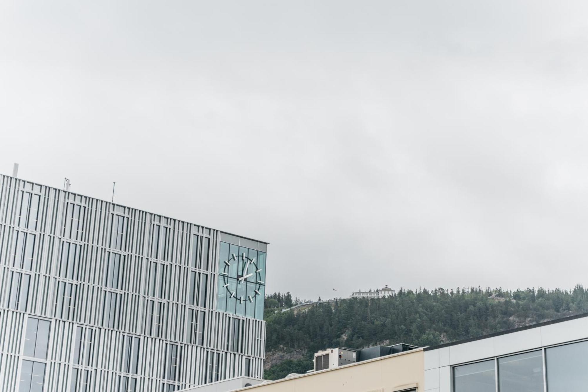 Stay L Urban - Spacious Apartment With Private Terrace Bergen Exterior foto