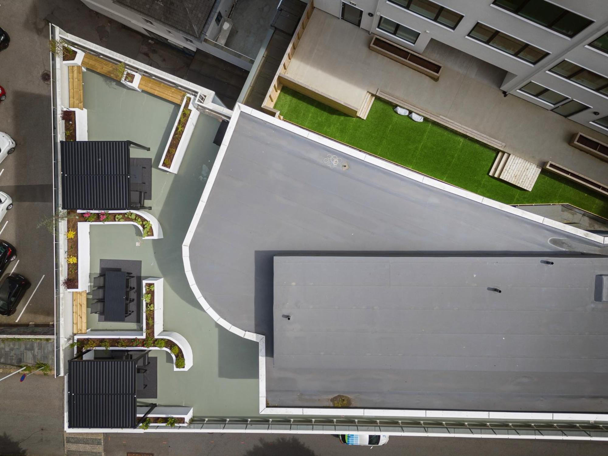 Stay L Urban - Spacious Apartment With Private Terrace Bergen Exterior foto