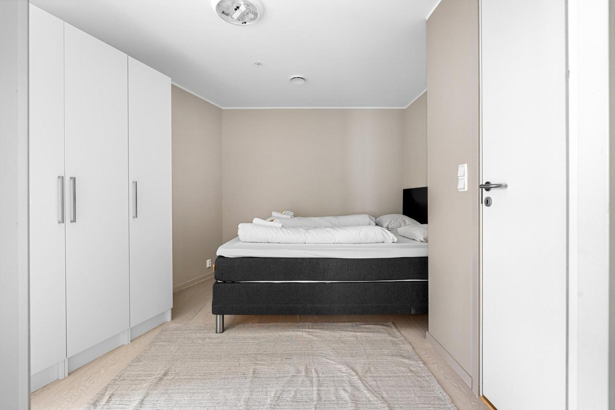 Stay L Urban - Spacious Apartment With Private Terrace Bergen Exterior foto