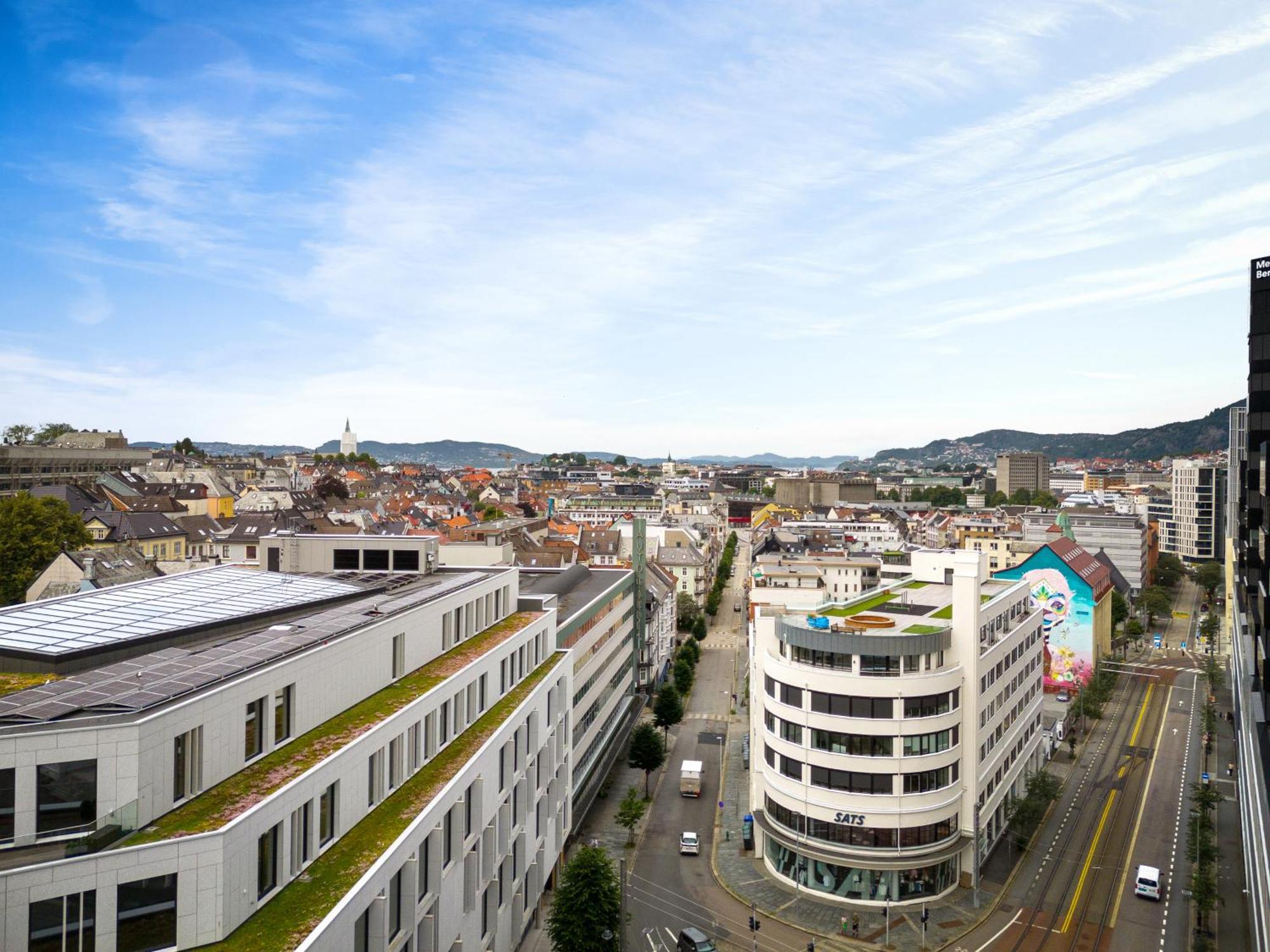 Stay L Urban - Spacious Apartment With Private Terrace Bergen Exterior foto