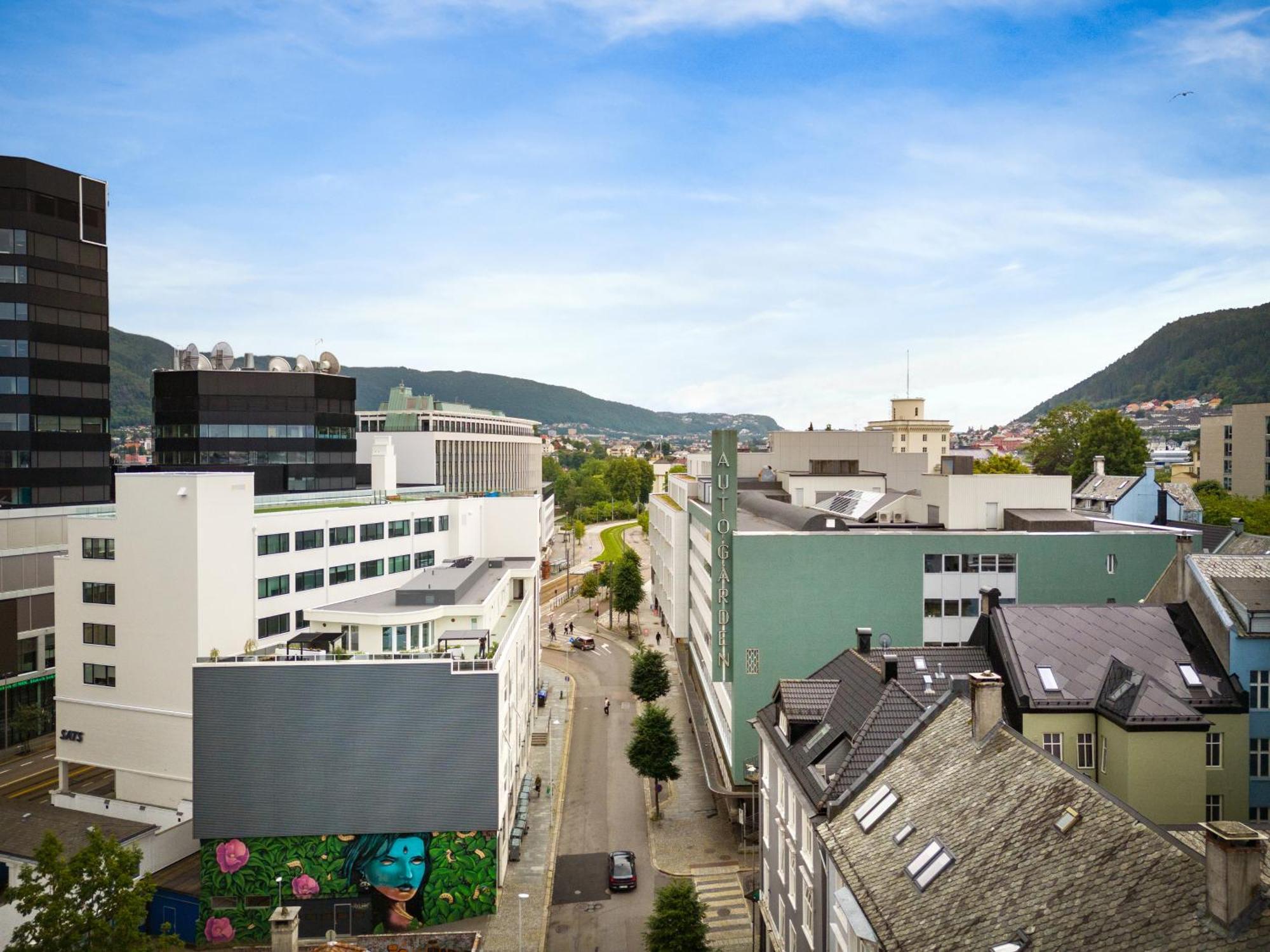 Stay L Urban - Spacious Apartment With Private Terrace Bergen Exterior foto
